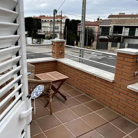 Casa A 50 Metros A La Playa Holiday home *